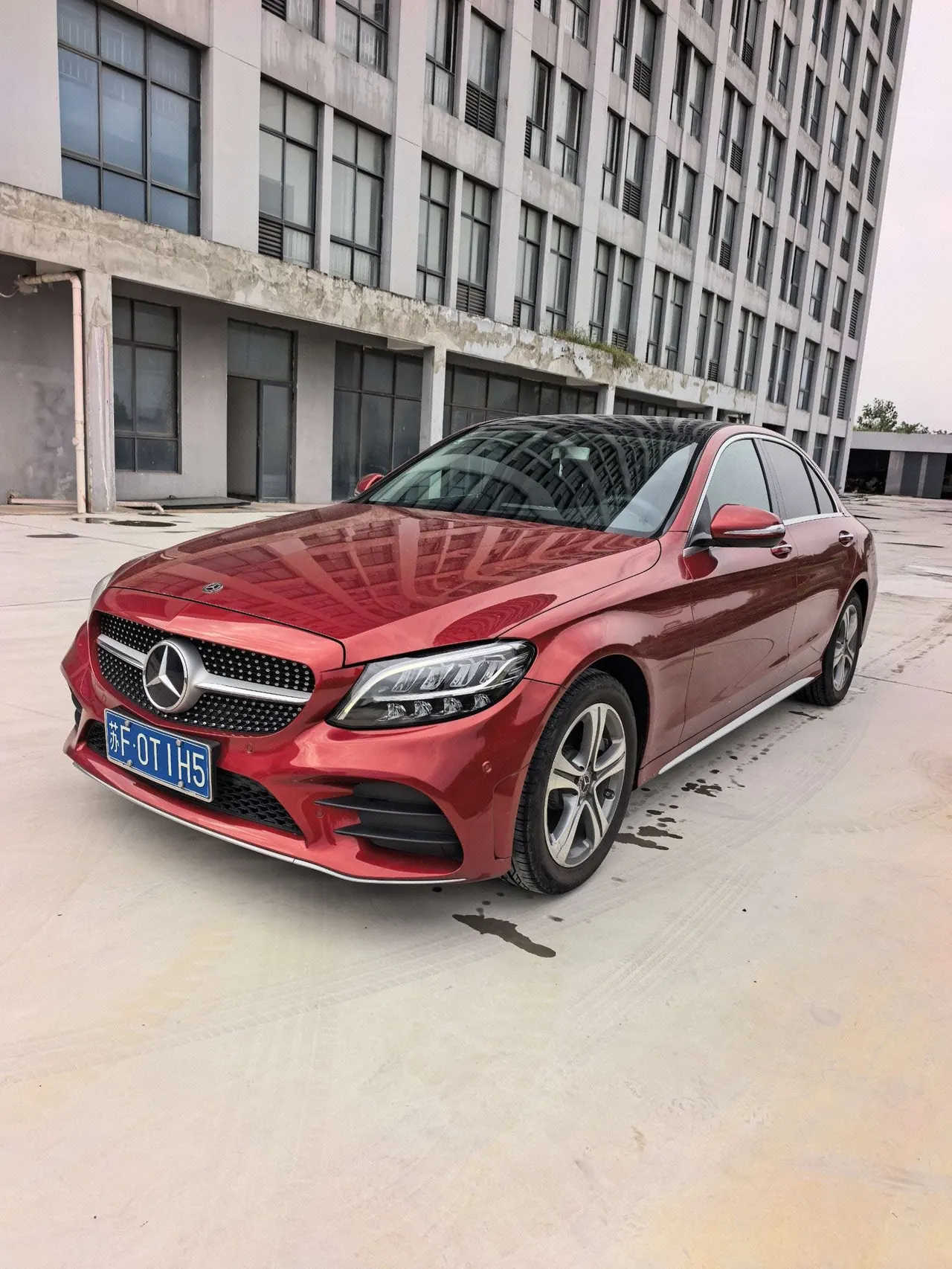打开图片灯箱:Mercedes Benz Class C 2020 C 260 L 48V 1.5T Sports Edition Automatic Gear