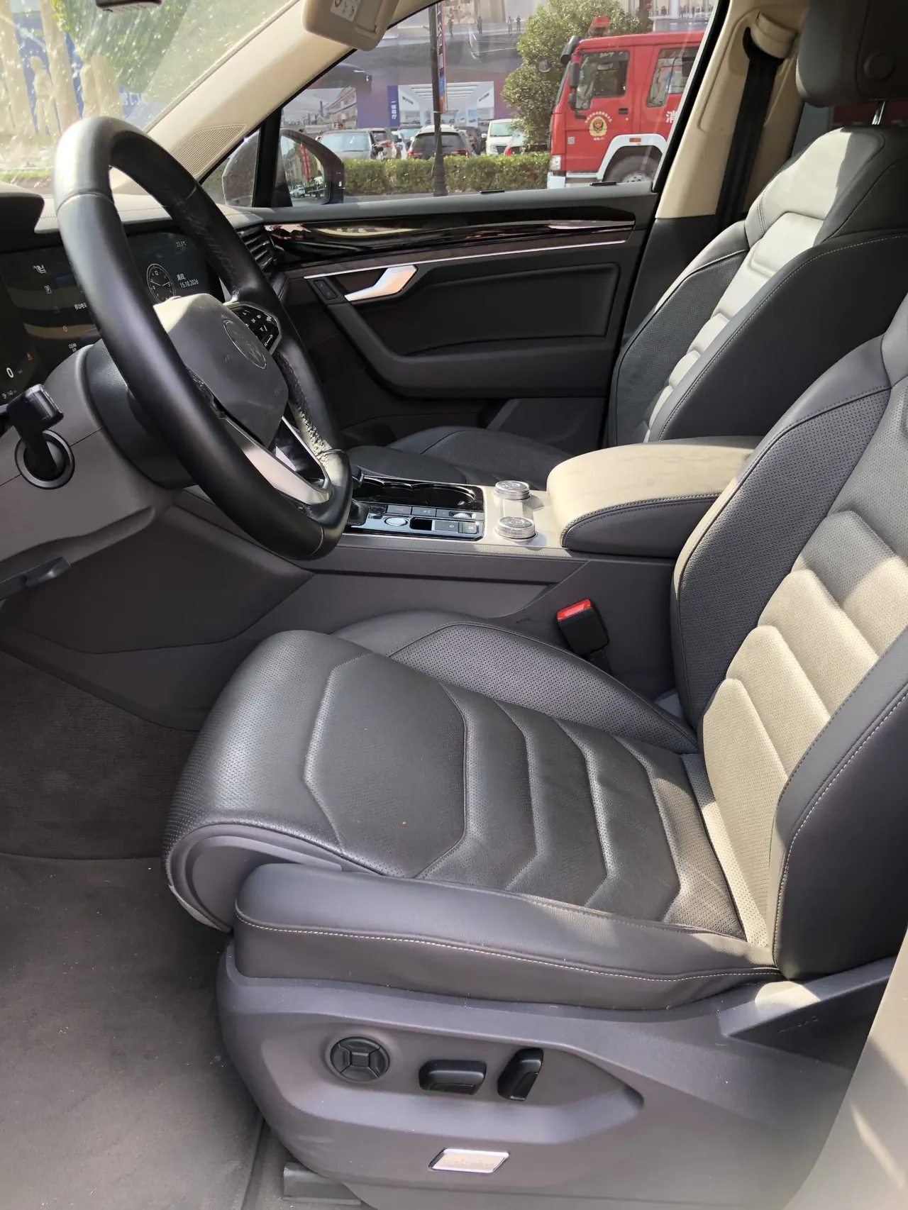 Volkswagen Touareg (Imported) 2021 Touareg 3.0TSI Sharp Edition Classic Sports Suit Automatic Gear 5
