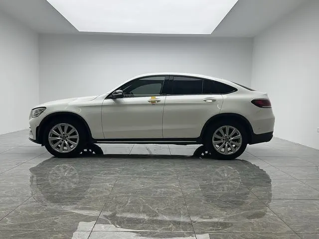Mercedes Benz GLC (Imported) 2020 GLC 300 Coupe 4MATIC 2.0T Automatic 3