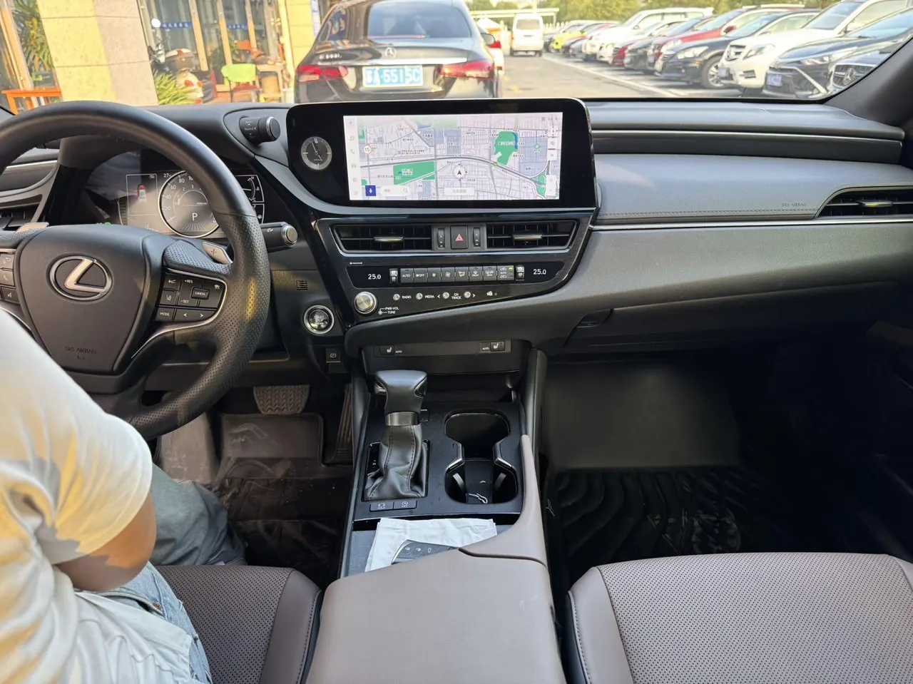 Lexus ES (Imported) 2022 ES200 2.0 Stepless Premium Edition Automatic Gear 5