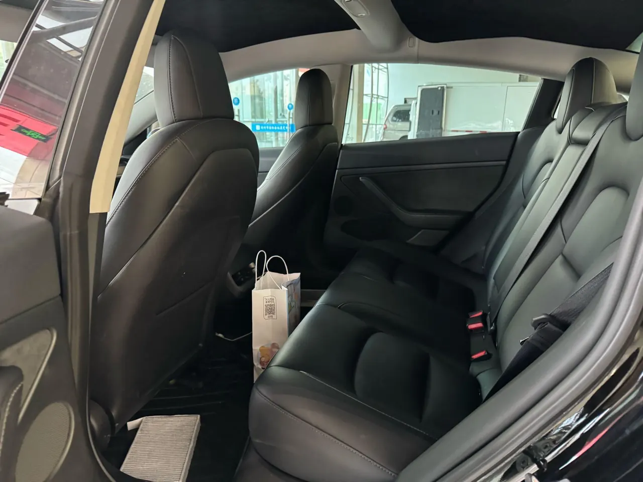 Tesla 2022 Model 3 rear-wheel drive version of automatic transmission 6