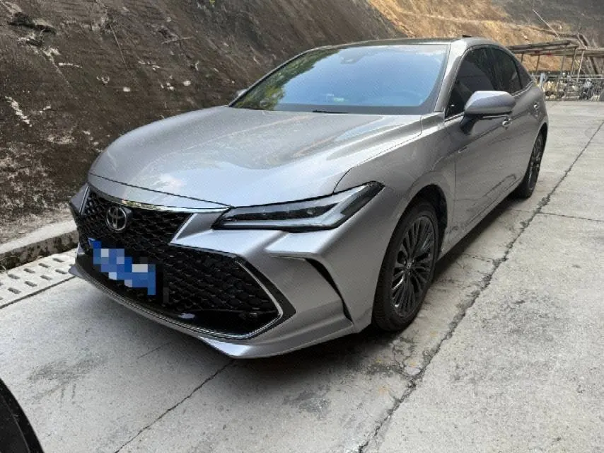 Toyota 2023 Asian Dragon 2.5 Touring Premium Edition Automatic - View 1