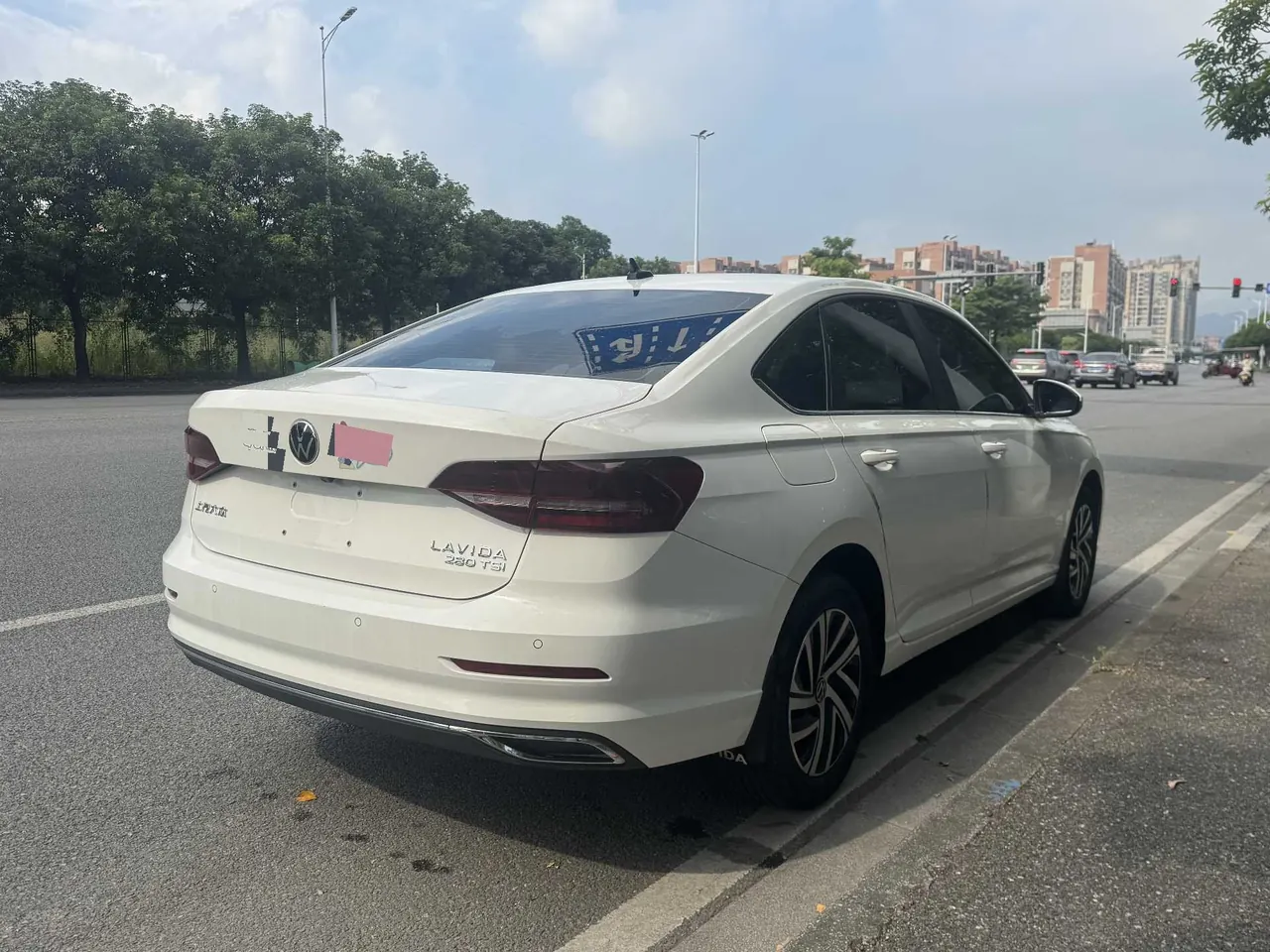 Volkswagen 2022 Lavida 1.4TSI 280TSI Deluxe Edition Automatic Gear 9