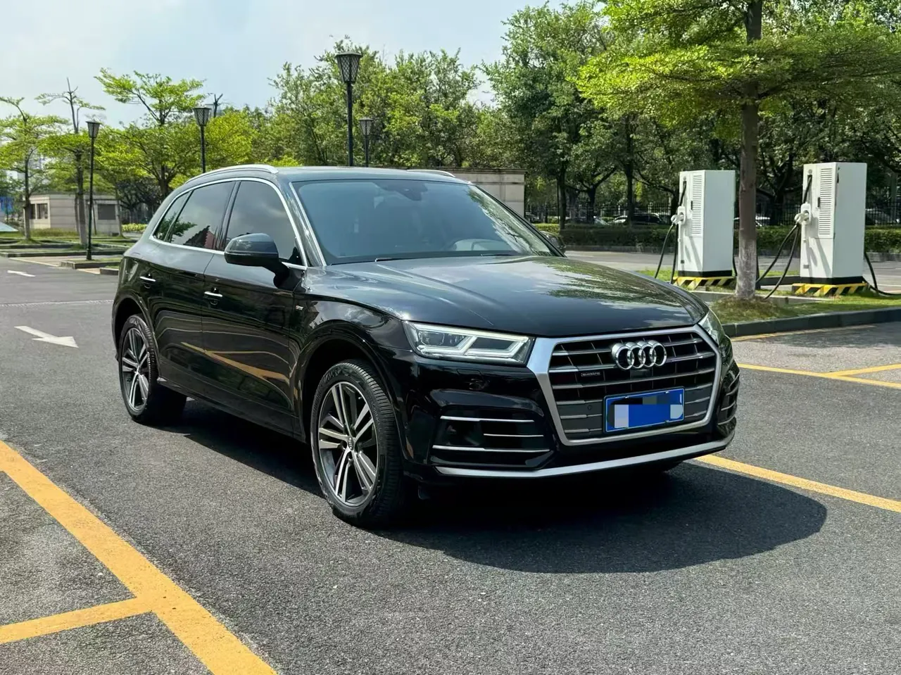 Audi 2020 Q5L 2.0TFSI 45TFSI exclusive sports automatic 3