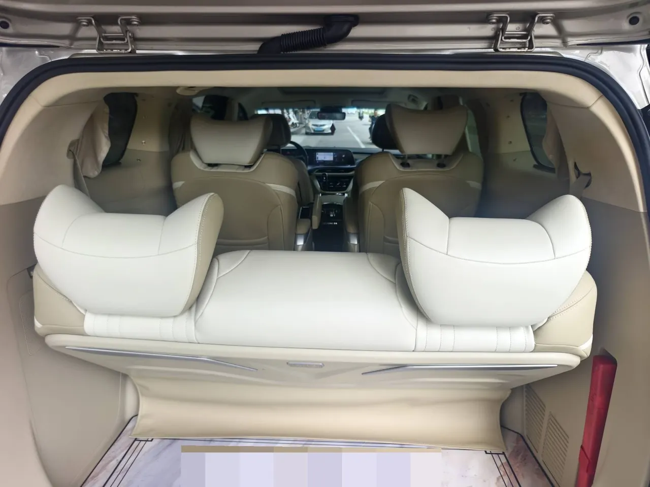 Buick 2022 GL8 ES Lu Zun 2.0T 653T Comfortable Automatic Gear 11