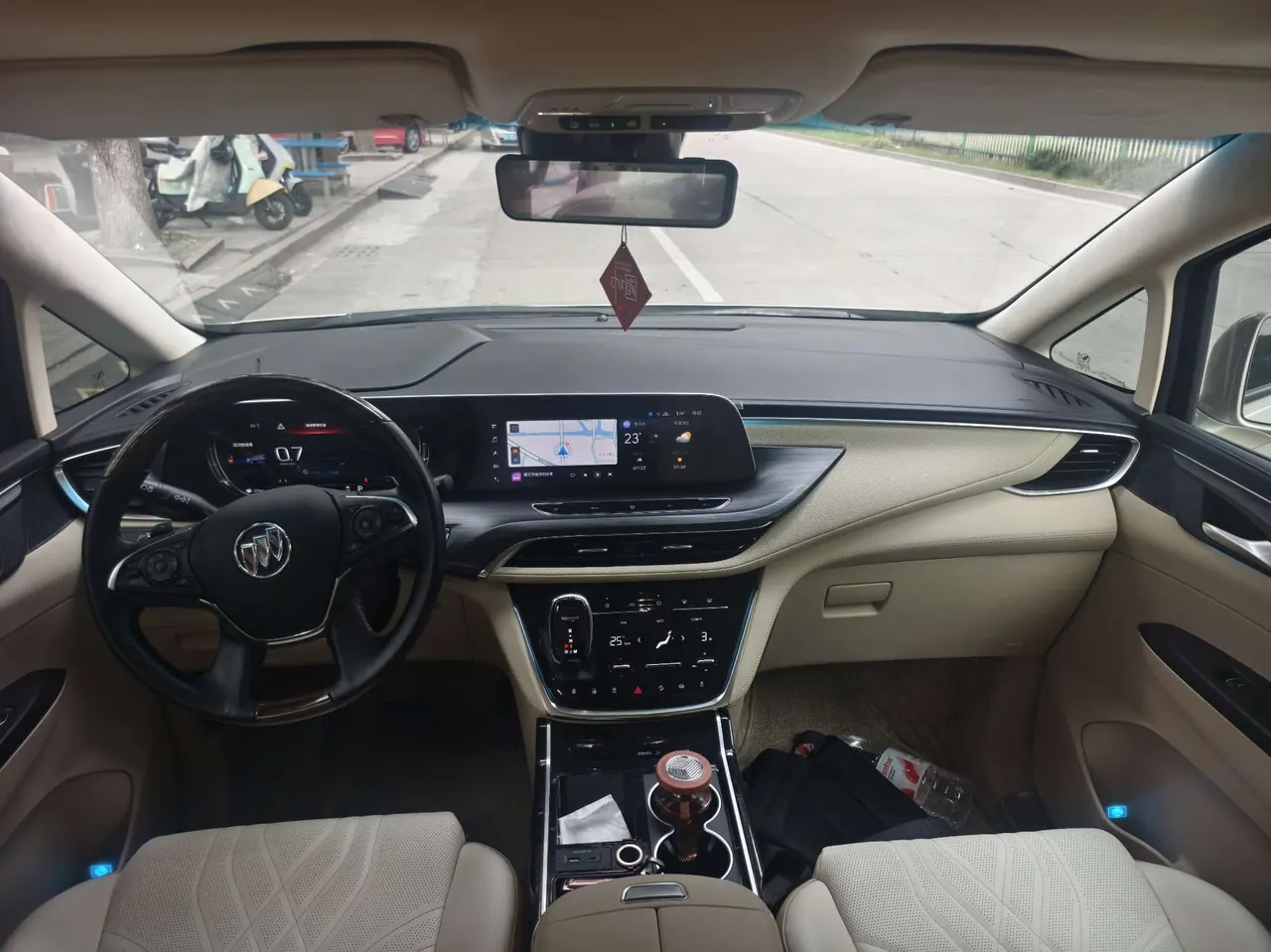 Buick 2022 GL8 ES Lu Zun 2.0T 653T Comfortable Automatic Gear 13