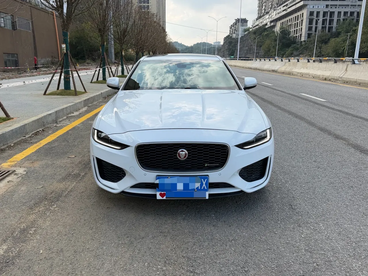 Jaguar 2021 XEL 2.0T 250PS R-DYNAMIC S Enterprising Sports Edition Automatic Gear 2