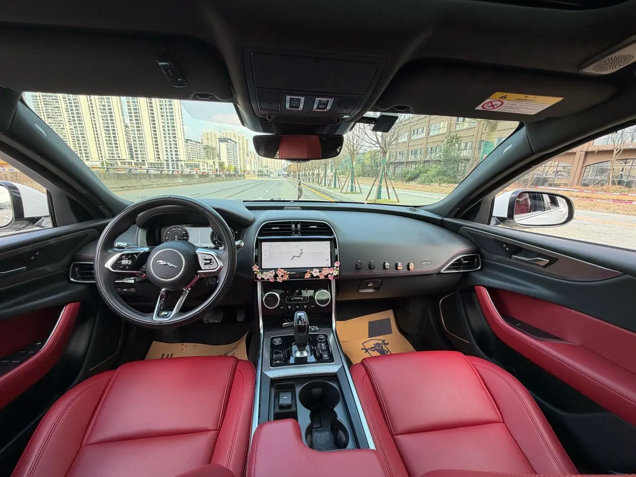 Jaguar 2021 XEL 2.0T 250PS R-DYNAMIC S Enterprising Sports Edition Automatic Gear 6