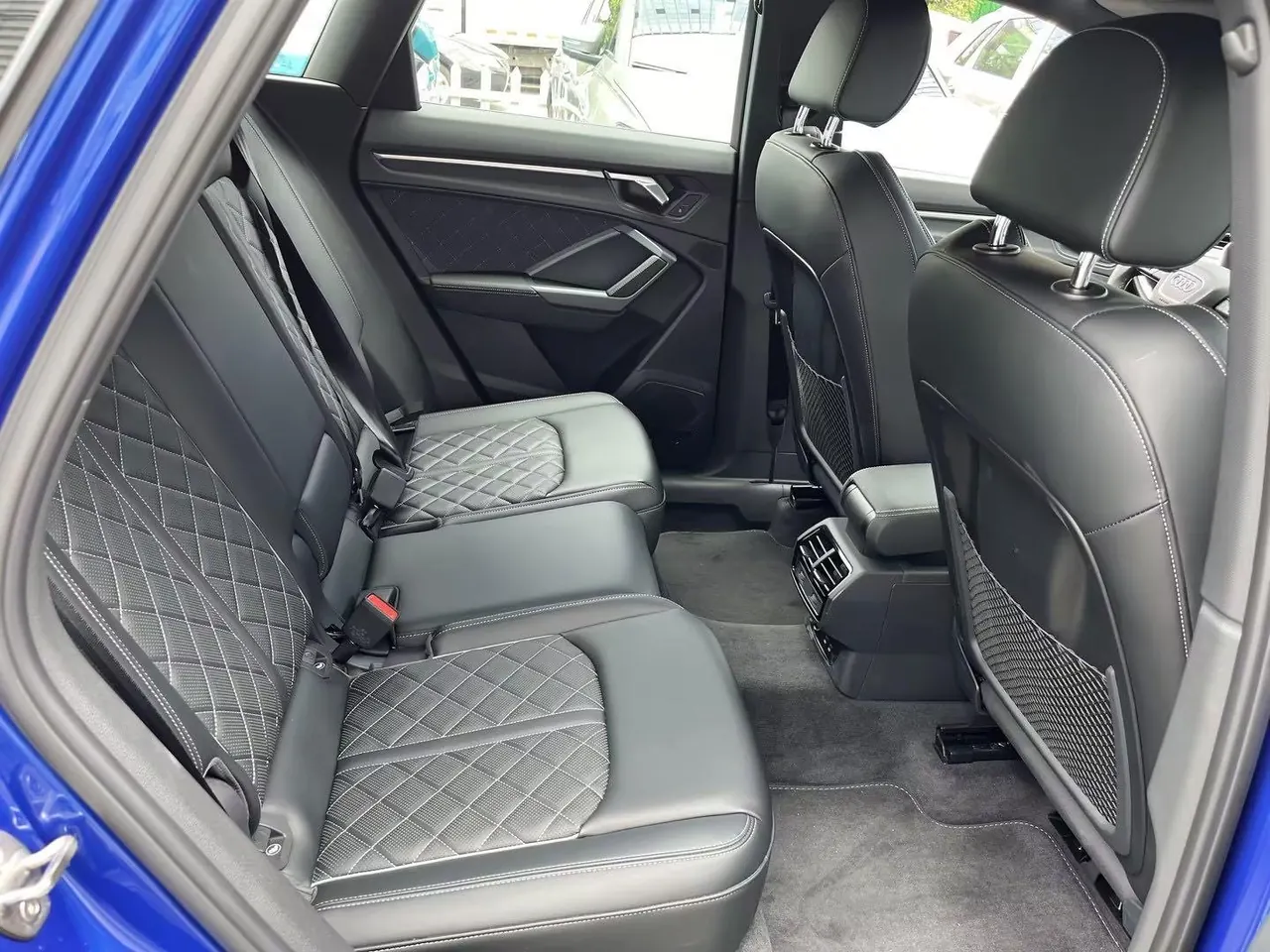 Audi 2023 Q3 Sportback 2.0TFSI 45TFSI Quattro Luxury Automatic 4