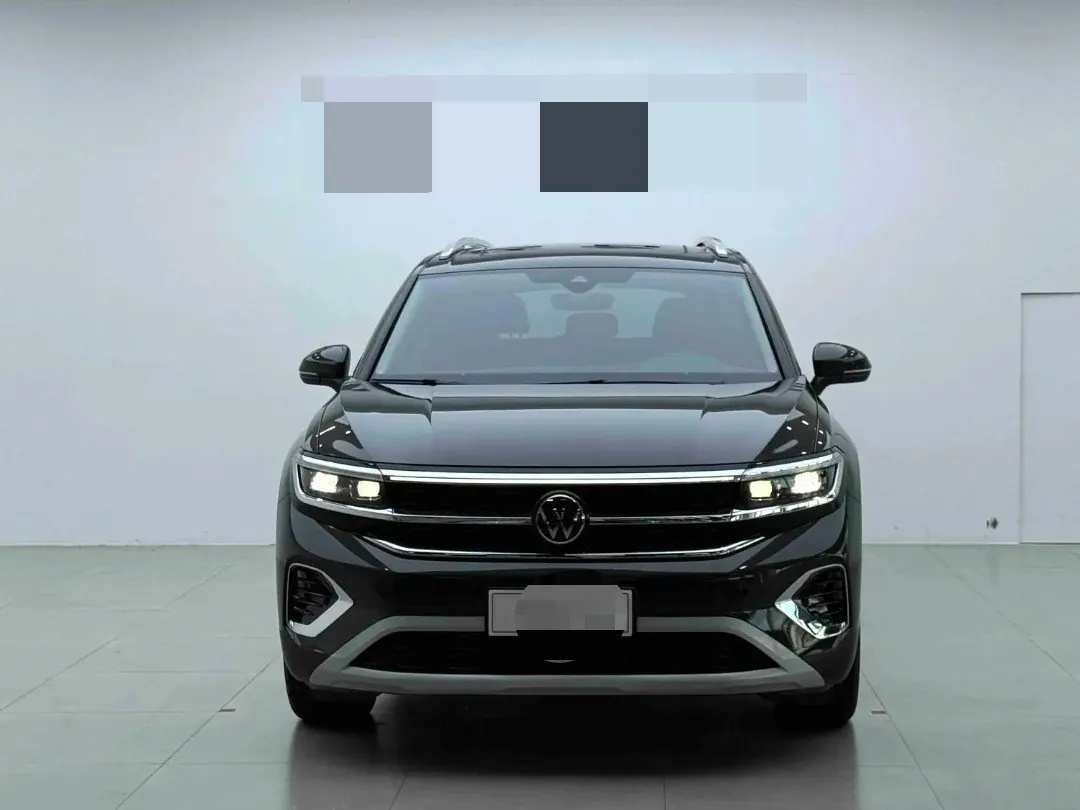 Volkswagen 2022 model range 2.0TSI 380TSI four-wheel drive luxury version Pro7 automatic gear 2