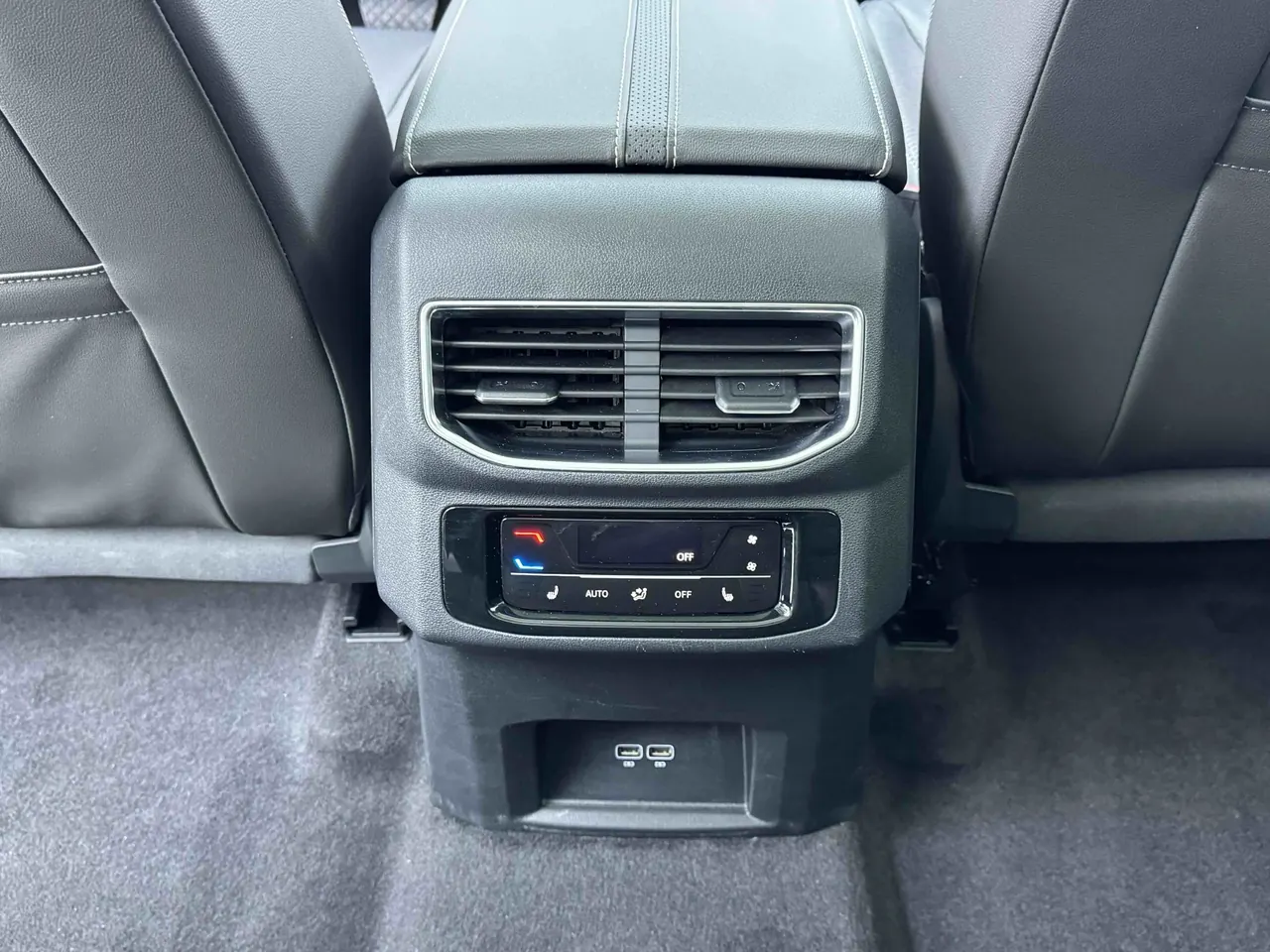 Volkswagen 2022 model range 2.0TSI 380TSI four-wheel drive luxury version Pro7 automatic gear 9