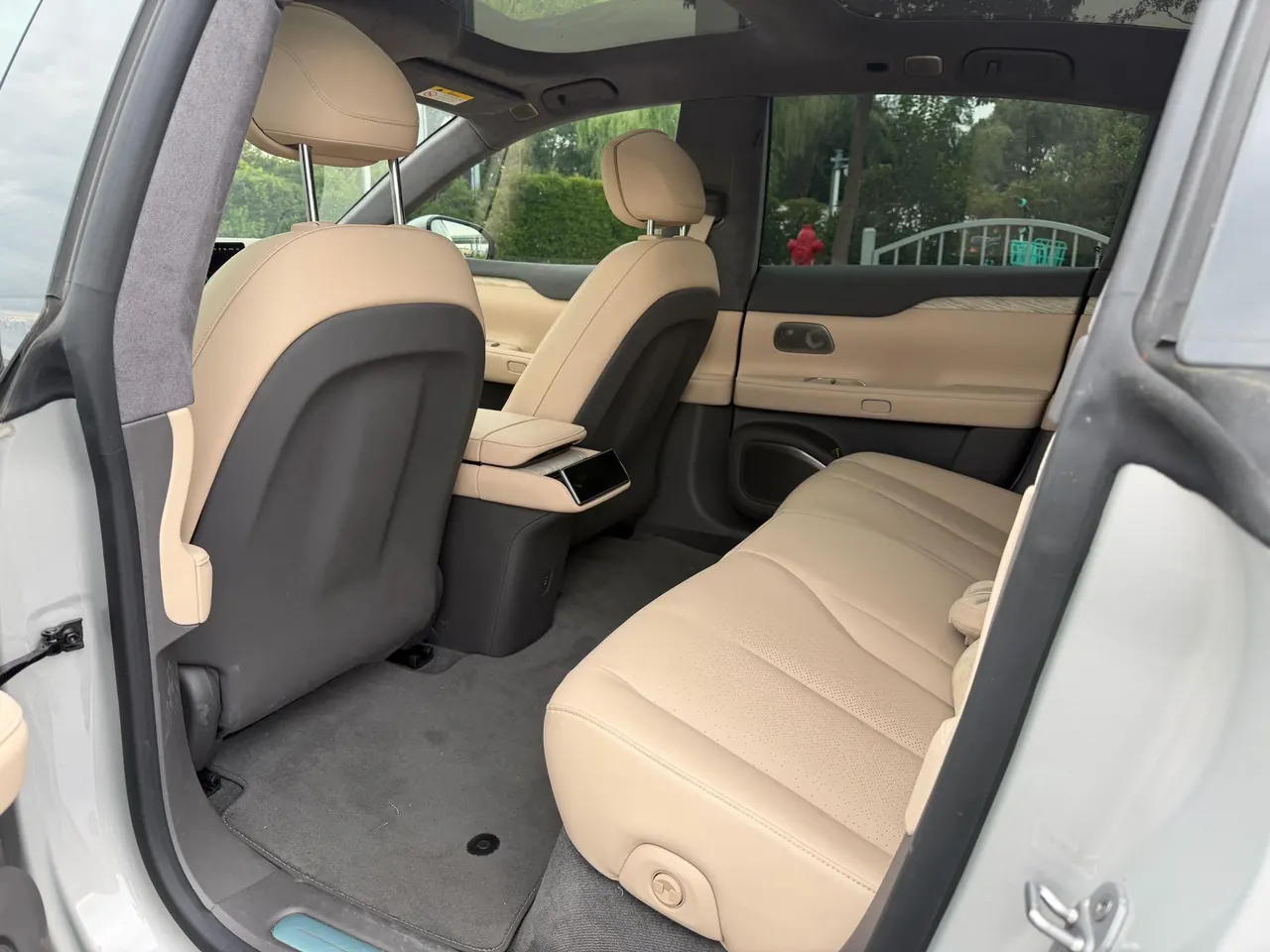 NIO 2023 ET7 75kWh automatic gear 6