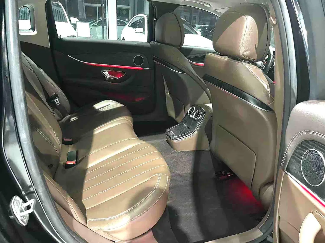 Mercedes Benz E Class 2022 E 300 L 2.0T Fashion (Change 2) Automatic Gear 5