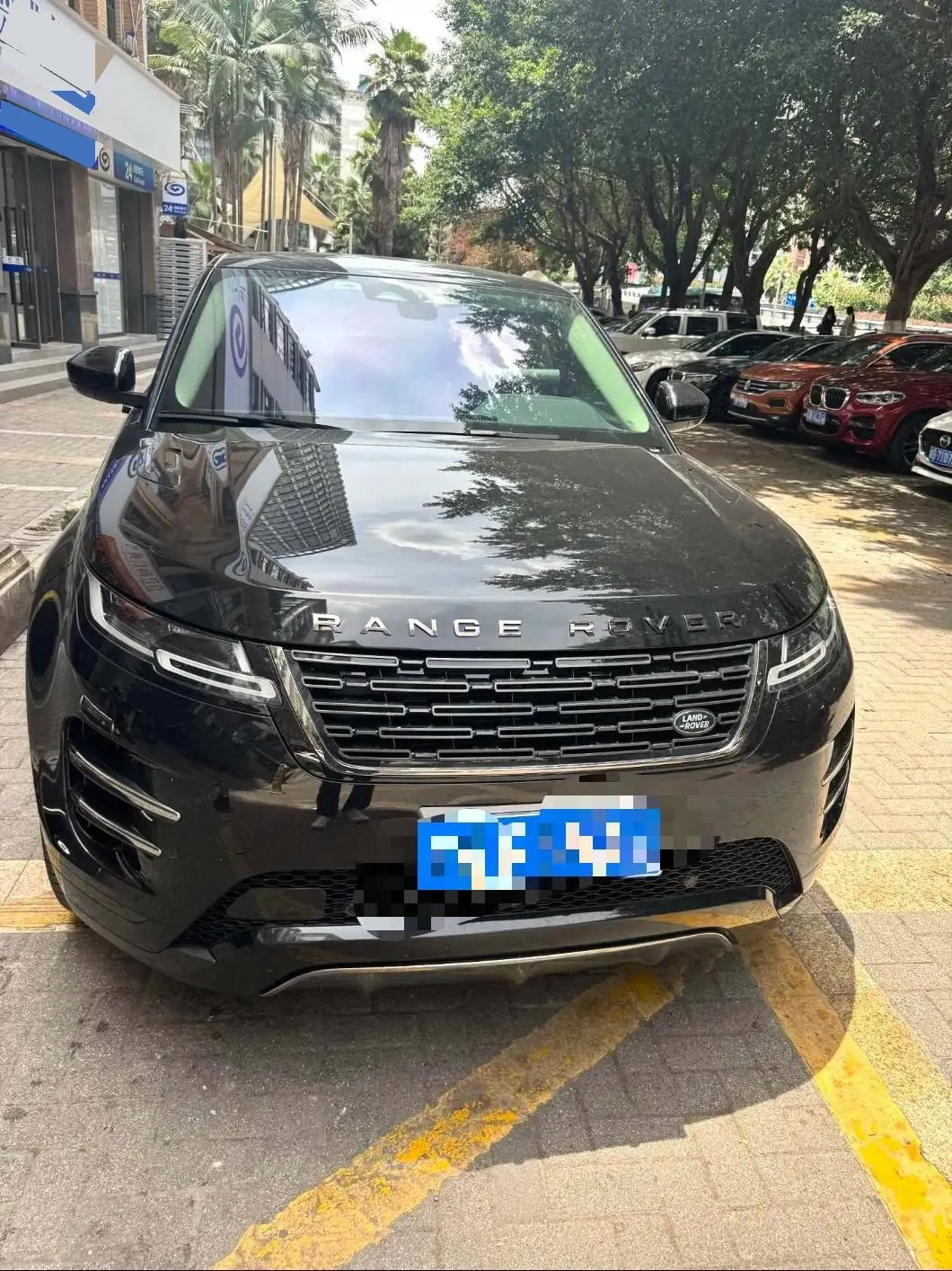 Land Rover 2024 evoque L 48V 2.0T 249PS automatic gear 3