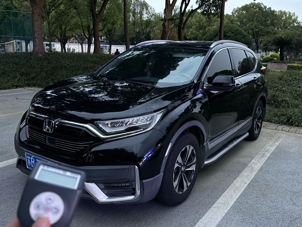 打开图片灯箱:Honda 2021 CR-V 1.5T Stepless 240TURBO Two-Drive Fashion Edition Automatic Gear