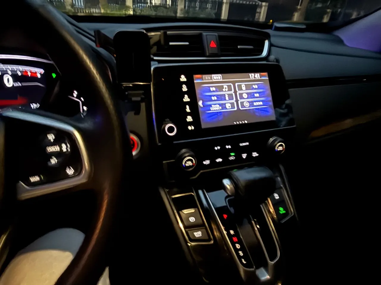 Honda 2021 CR-V 1.5T Stepless 240TURBO Two-Drive Fashion Edition Automatic Gear 12