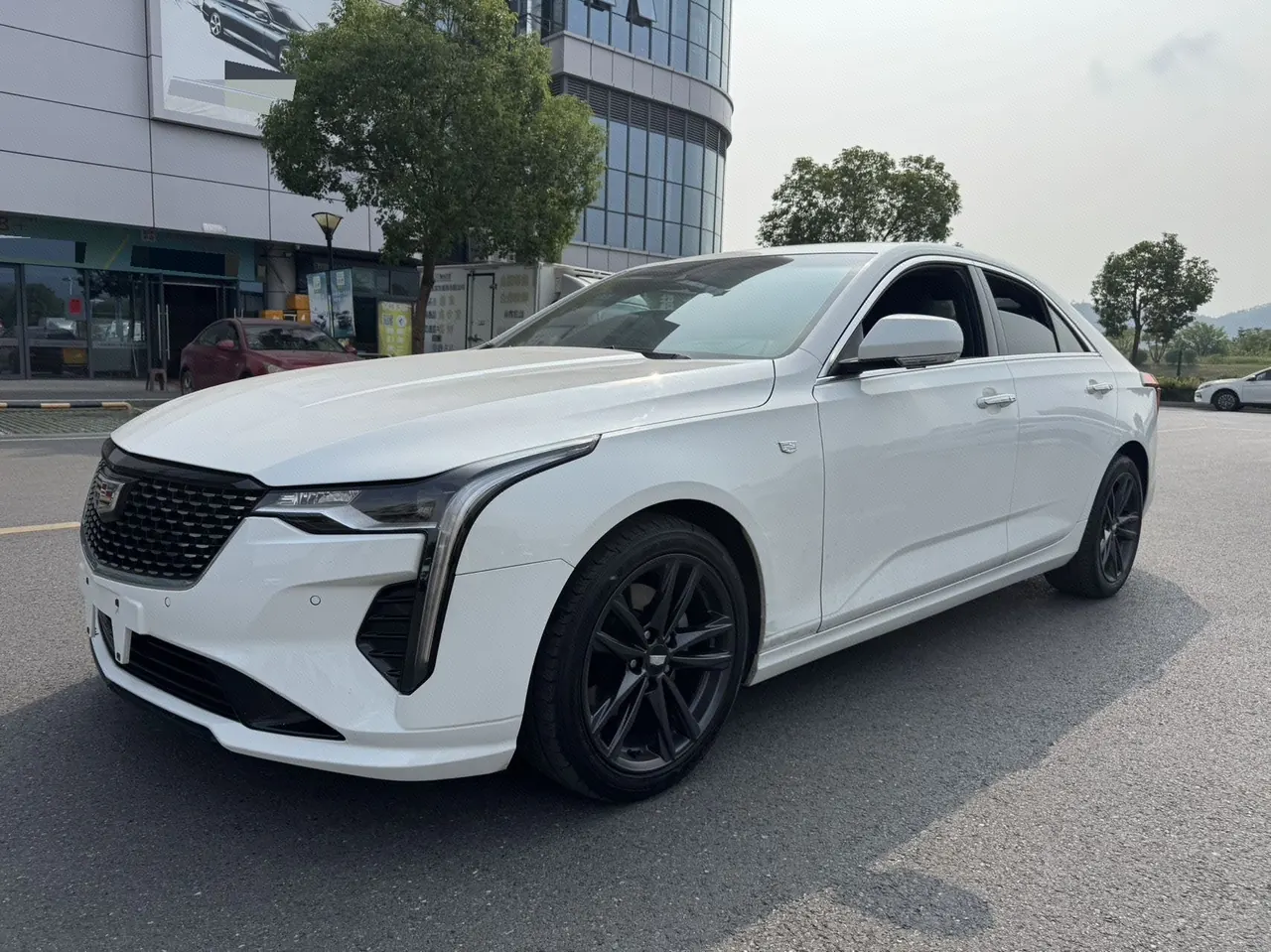 Cadillac 2022 CT4 2.0T 28T luxury automatic gear - View 1