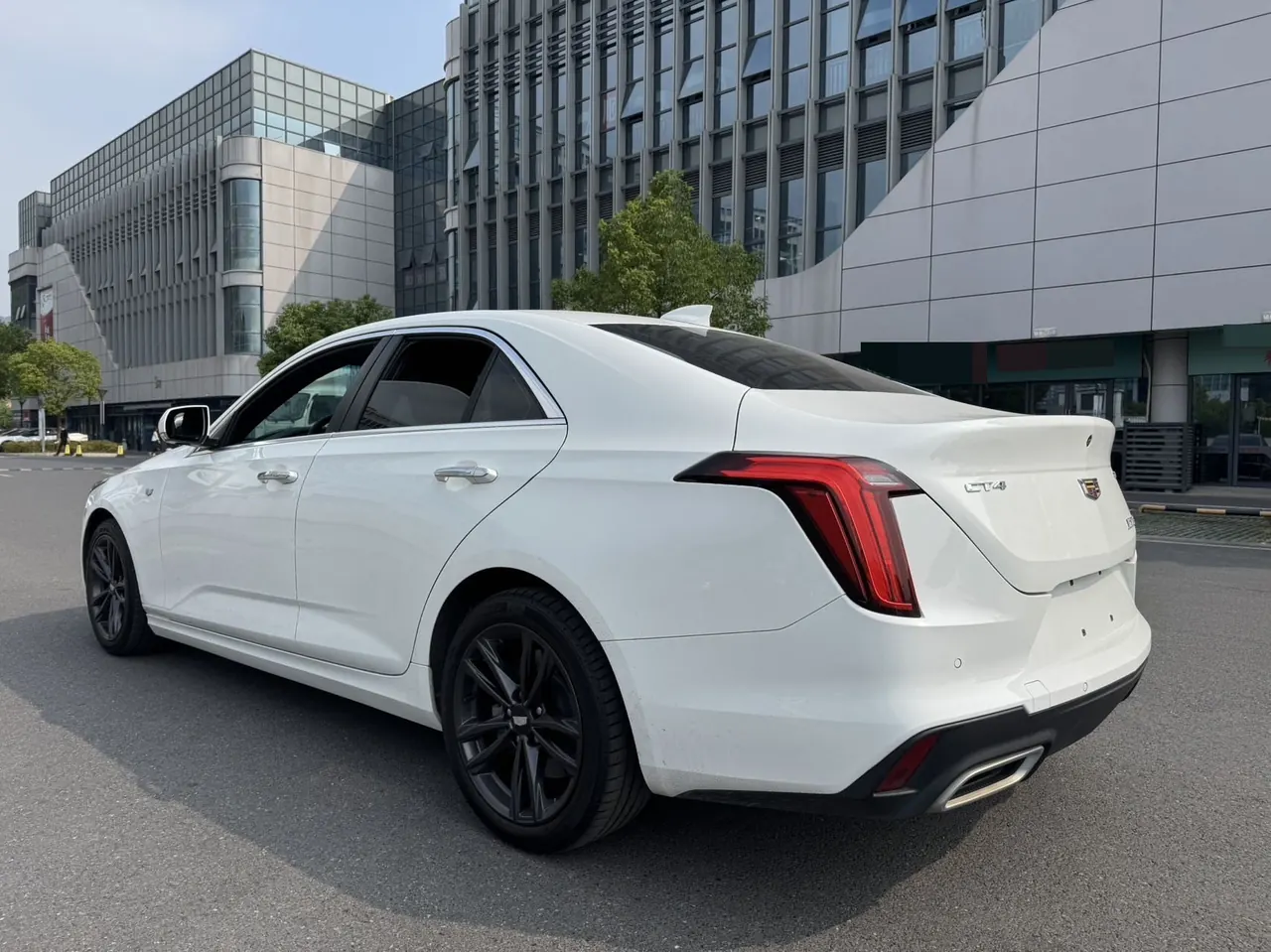 Cadillac 2022 CT4 2.0T 28T luxury automatic gear 6