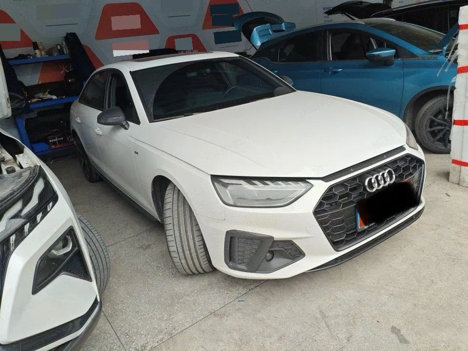Audi 2024 A4L 2.0TFSI 40TFSI Deluxe Dynamic Automatic 2