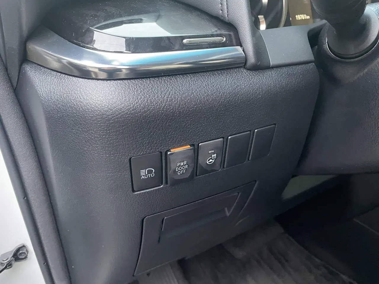 Toyota Wilfa (Imported) 2020 Wilfa 2.5 Stepless HV Deluxe Edition Automatic Gear 15