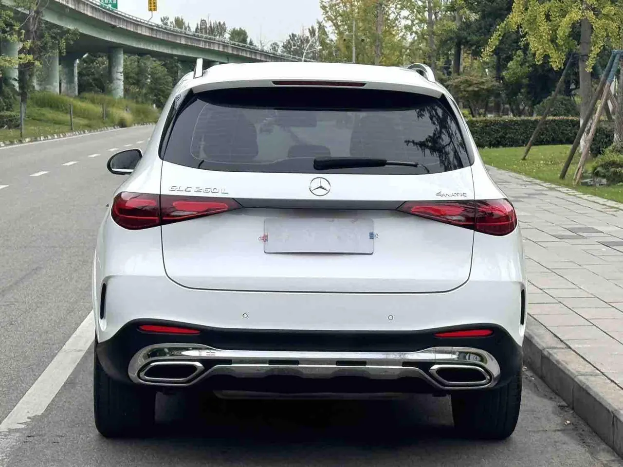 Mercedes Benz 2024 GLC 260 L 4MATIC 48V 2.0T Luxury 5-seat Automatic Gear 6