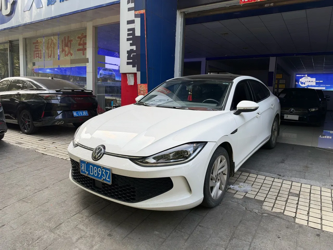 Открыть галерею: Volkswagen 2023 Ling Du L 1.4TSI 280TSI Cool Hot Edition Automatic Gear