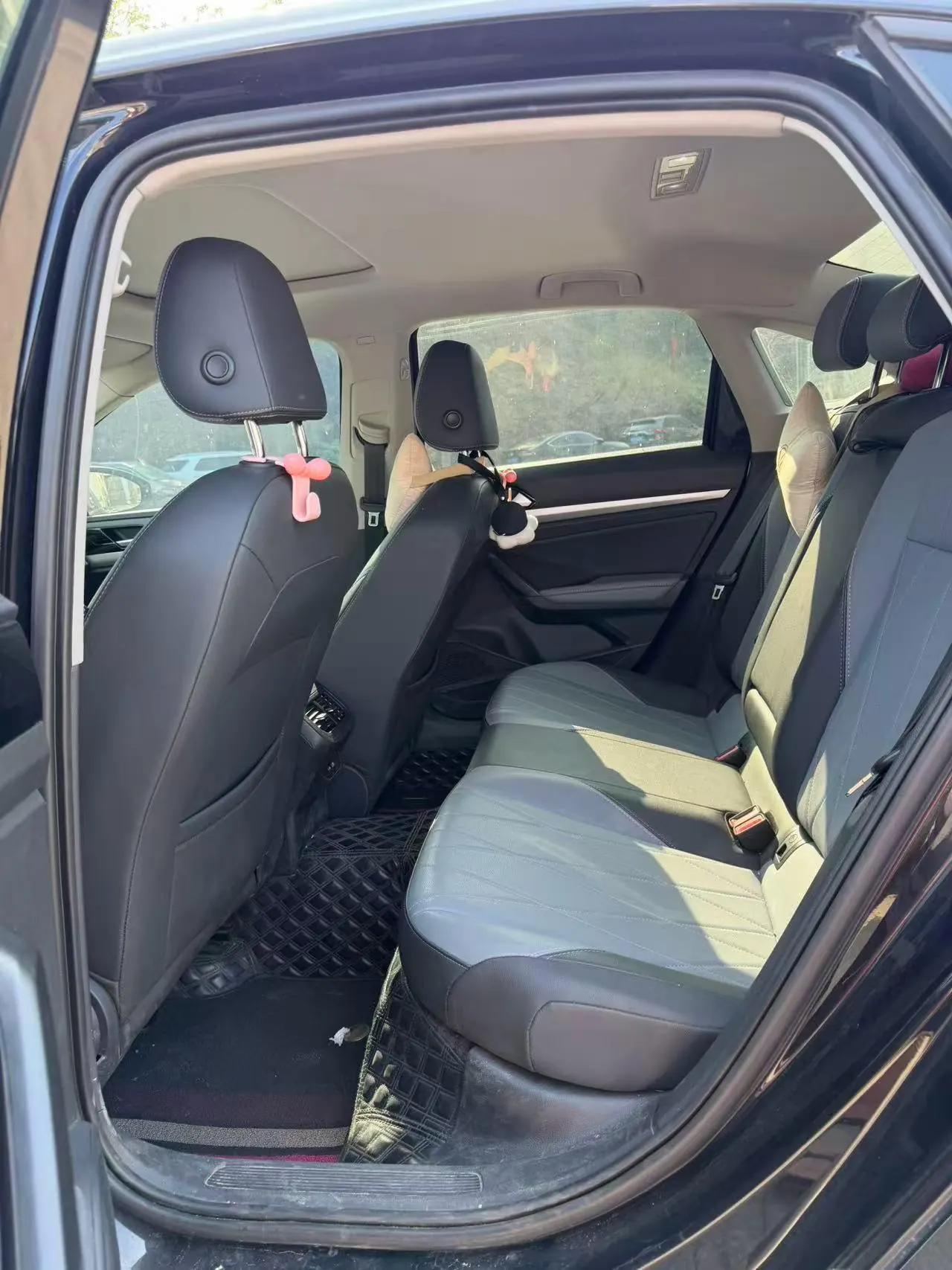 Volkswagen 2023 Lavida 1.5 Full Escape Edition Automatic Gear 4