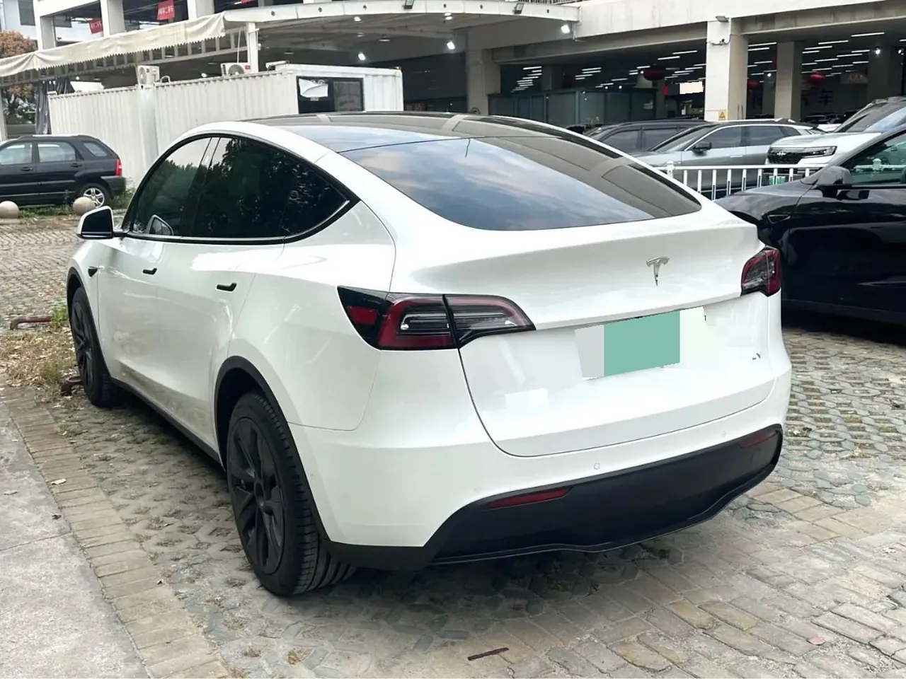 Tesla 2022 Model Y rear-wheel drive version (facelift) automatic gear 11
