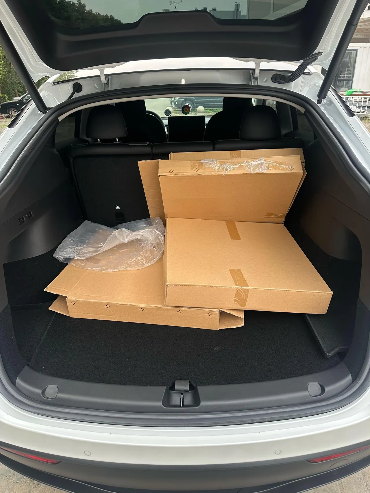 Tesla 2022 Model Y rear-wheel drive version (facelift) automatic gear 8