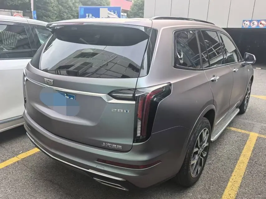 Cadillac 2022 XT6 48V 2.0T 6-seat four-wheel drive luxury automatic gear 2