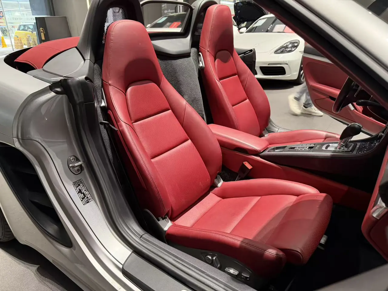 Porsche 718 (Imported) 2020 718 Boxer 2.0T Automatic 12