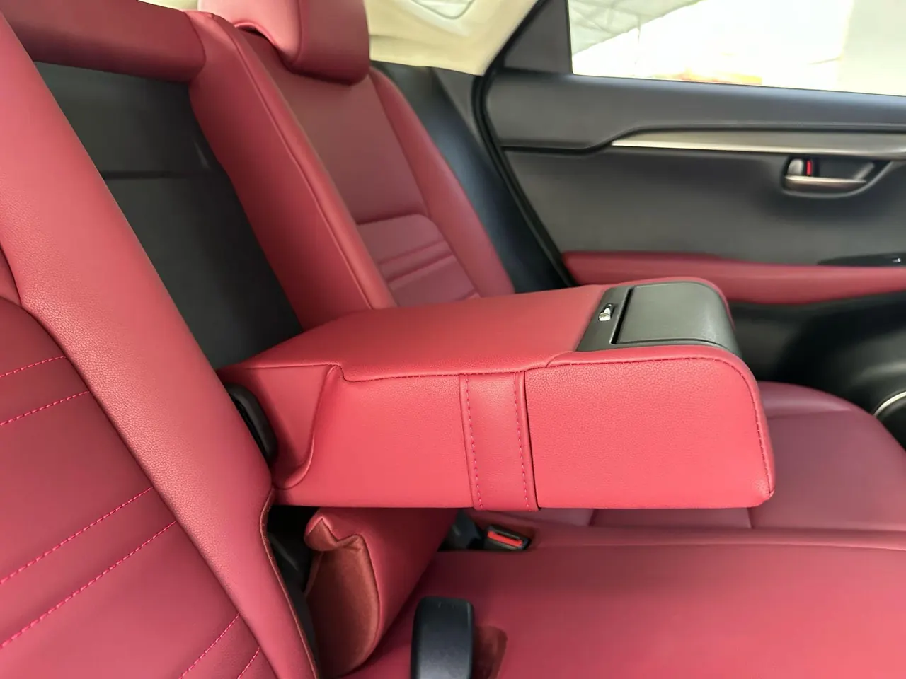 Lexus NX (Imported) 2020 NX200 2.0 Stepless Front Edition Automatic Gear 11