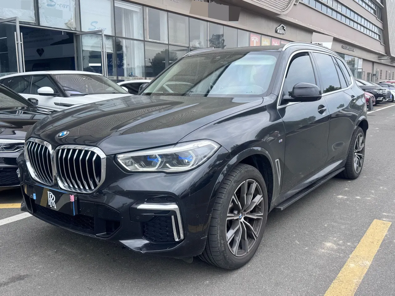 Open image lightbox: BMW 2022 X5 xDrive 30Li 2.0T exclusive m sports suit automatic gear