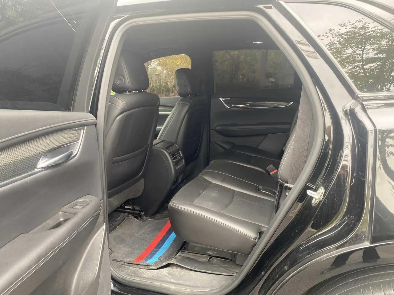 Cadillac 2022 XT5 48V 2.0T 4-wheel drive luxury (hummingbird version) automatic gear 9