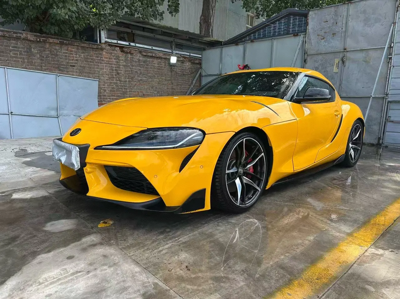 Открыть галерею: Toyota Supra (Imported) 2022 Supra 3.0T GR Standard Automatic Gear