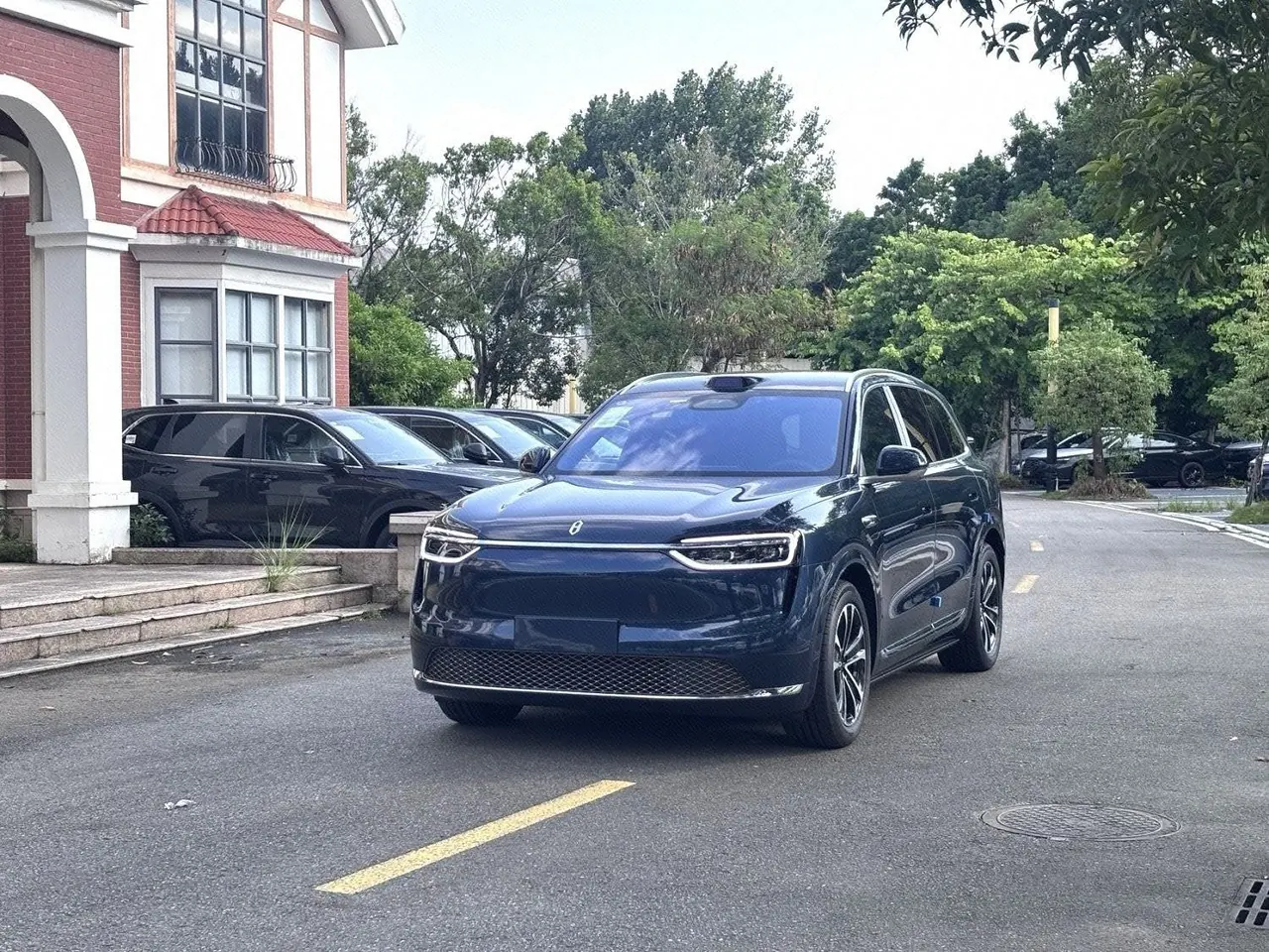 打开图片灯箱:AITO 2026 AITO M7 Pure Electric Max 4-wheel Drive Edition 6 (192 Line Laser Radar) Automatic Gear