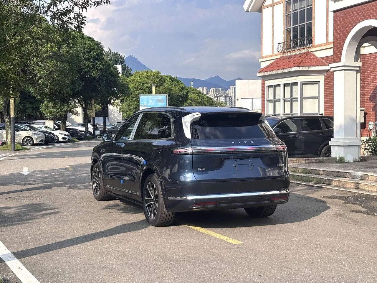 AITO 2026 AITO M7 Pure Electric Max 4-wheel Drive Edition 6 (192 Line Laser Radar) Automatic Gear 4