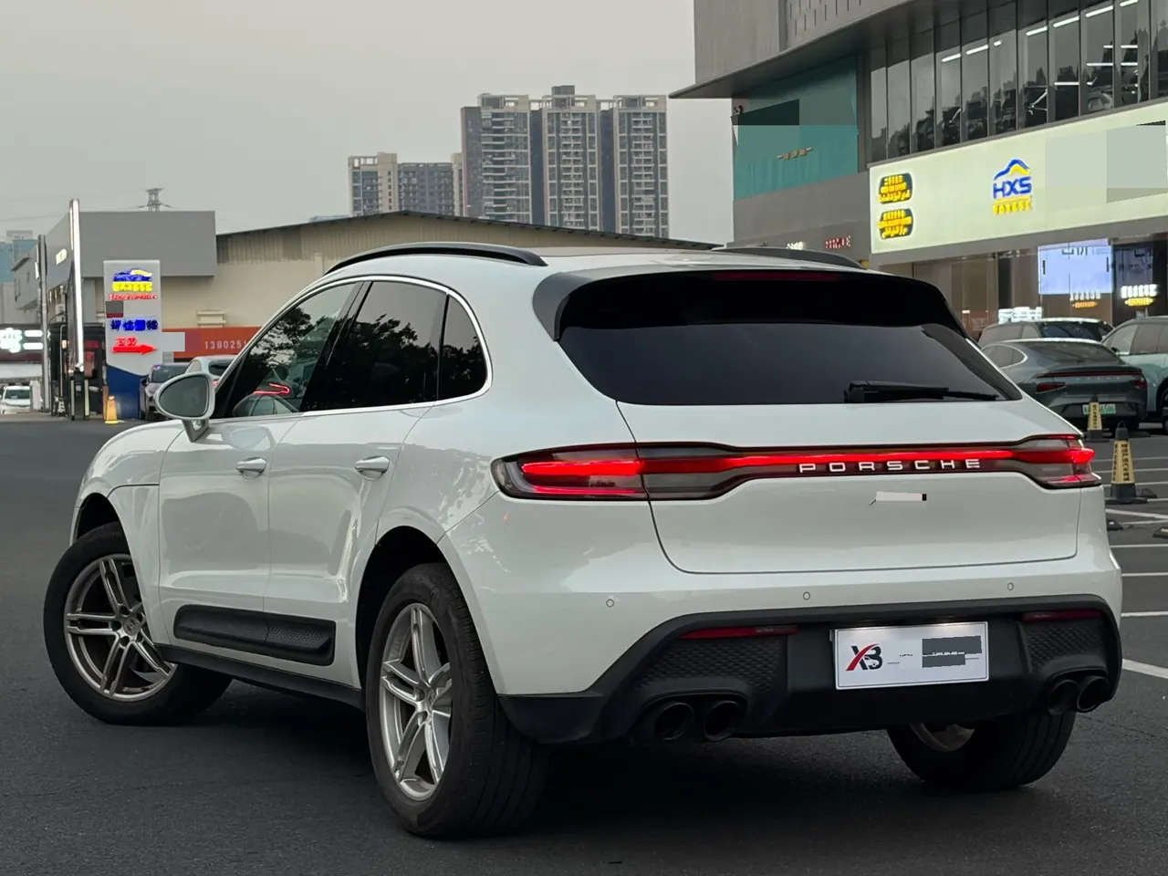 Porsche Macan (Imported) 2022 Macan 2.0T Automatic Gear 2