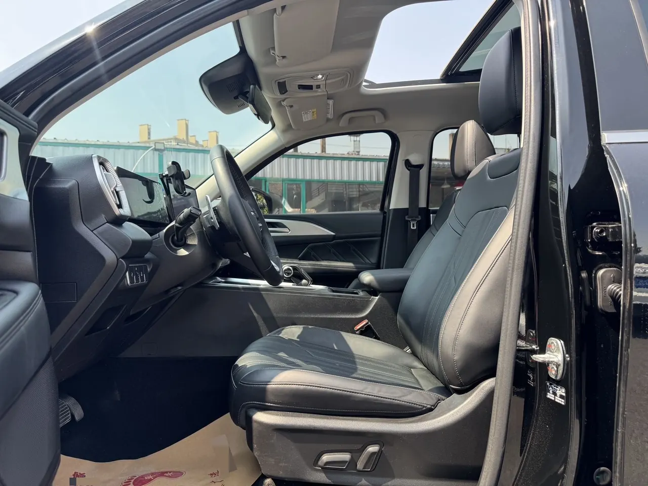 Haval 2024 H5 2.0T 4-wheel drive gasoline pilot automatic gear 4