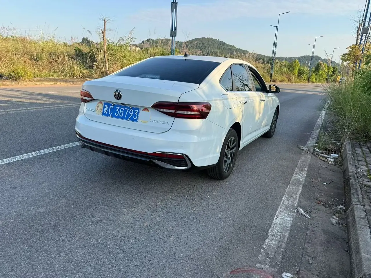 Volkswagen 2024 LaVida 1.5 Star 5 Million Edition Automatic Gear 3