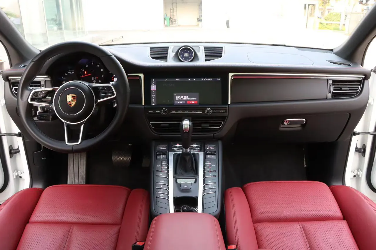 Porsche Macan (Imported) 2020 Macan 2.0T Automatic Gear 5