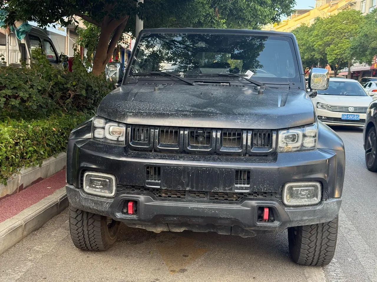 Beijing 2021 BJ40 2.0T four-wheel drive blade hero version pioneer automatic gear 2