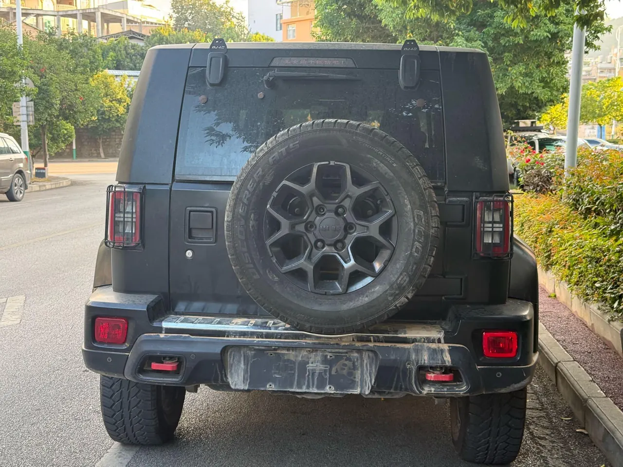 Beijing 2021 BJ40 2.0T four-wheel drive blade hero version pioneer automatic gear 5