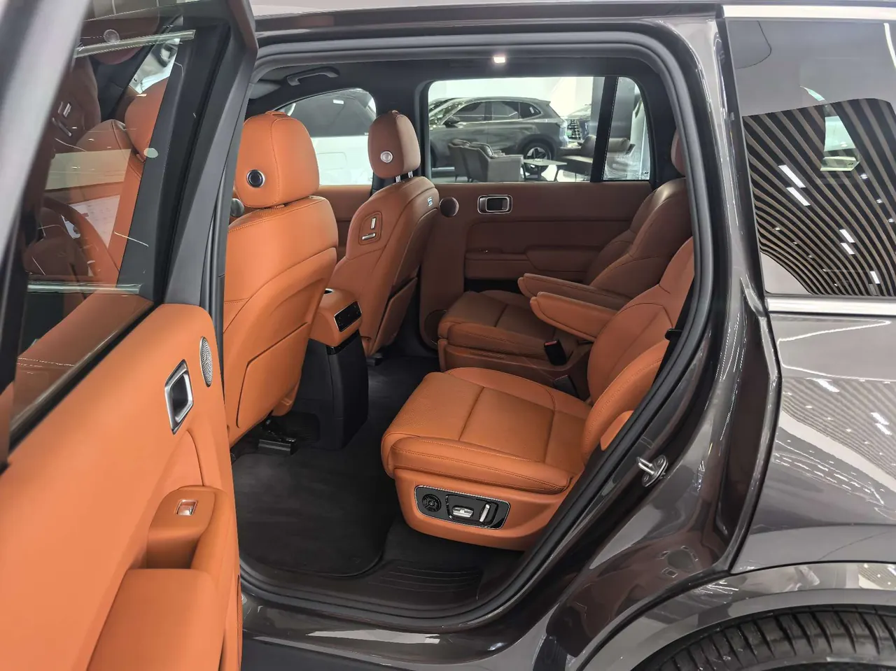 Li 2024 L9 Ultra automatic gear 3