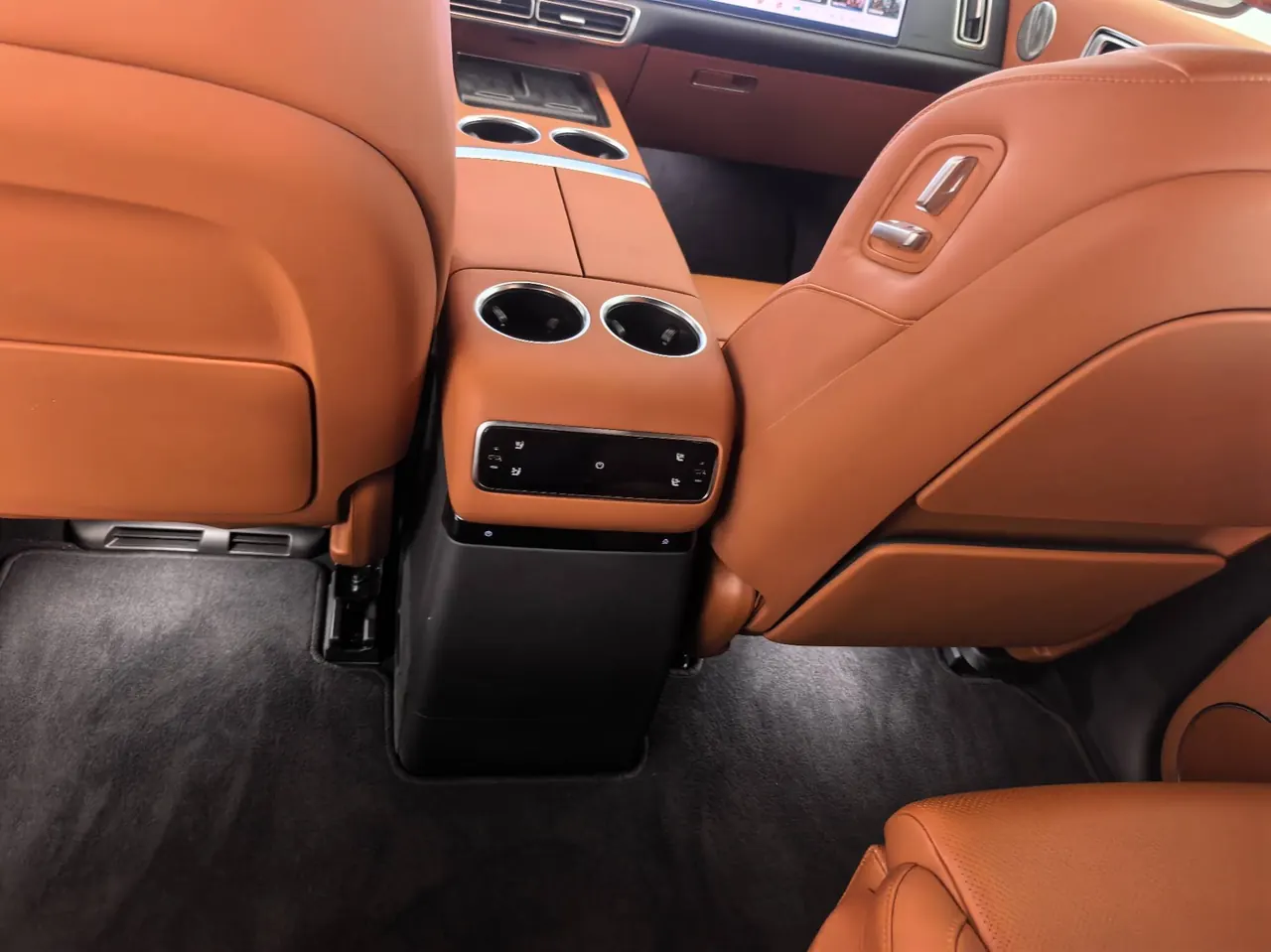 Li 2024 L9 Ultra automatic gear 4