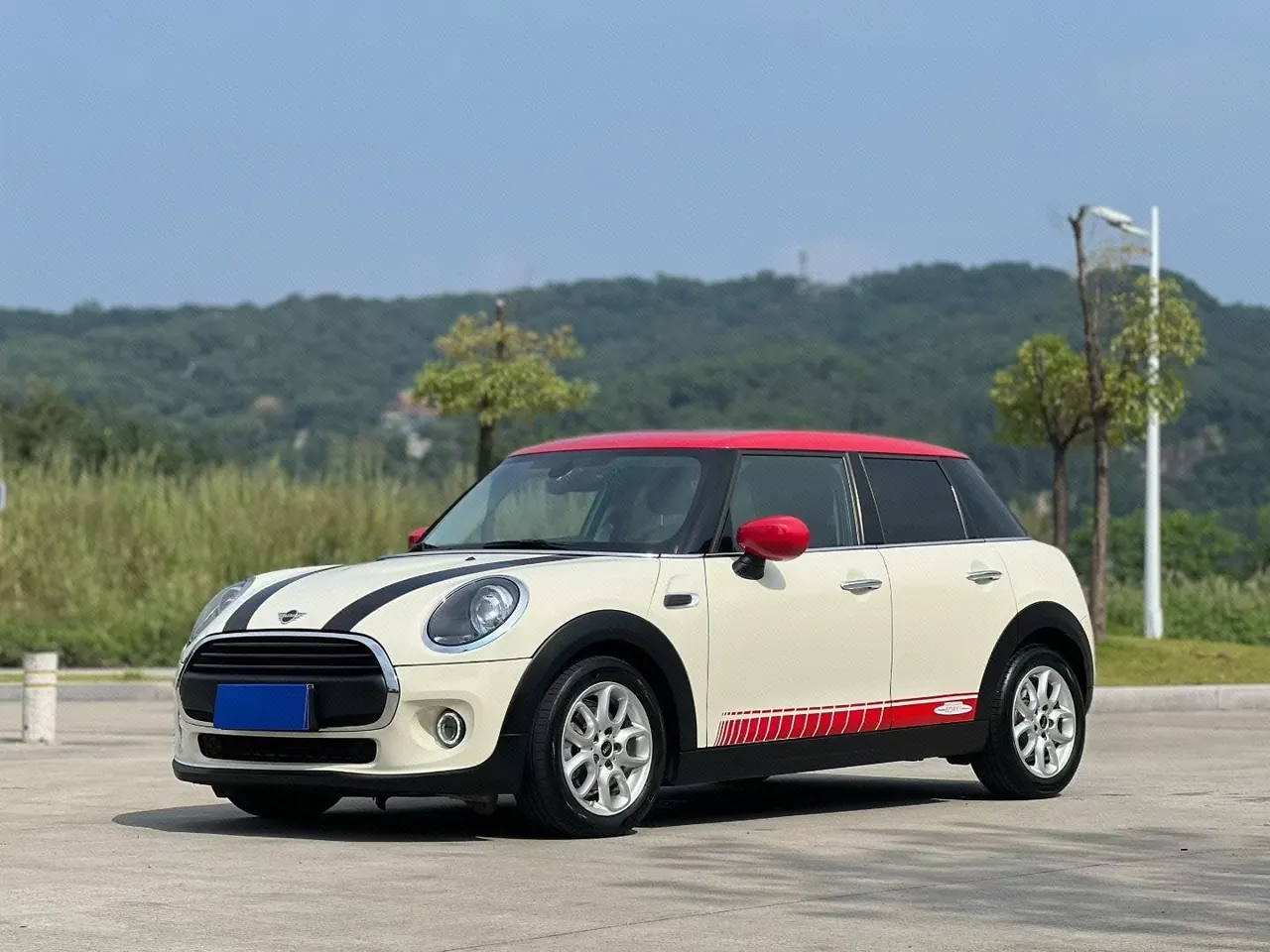 MINI Mini (imported) 2021 Mini One 1.5T automatic gear - View 1