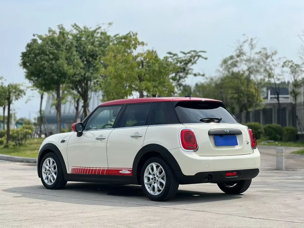 MINI Mini (imported) 2021 Mini One 1.5T automatic gear 7