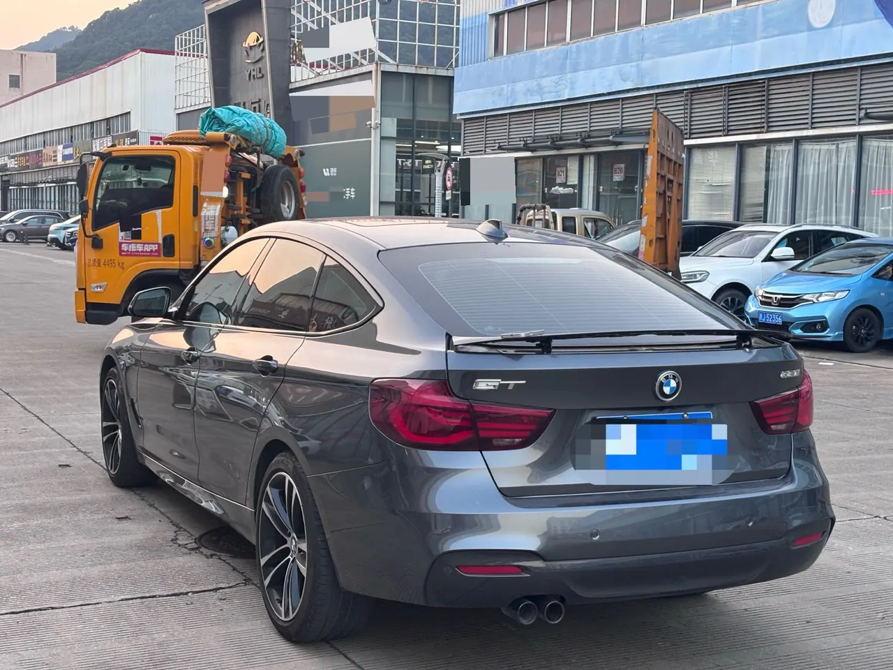 BMW 3 Series GT (Imported) 2020 GT 330i 2.0T M Sports Obsidian Night Edition Automatic Gear 3