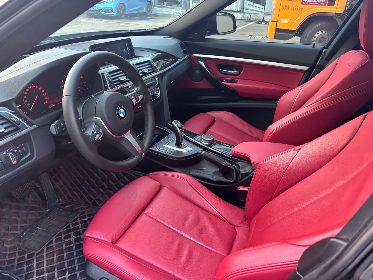 BMW 3 Series GT (Imported) 2020 GT 330i 2.0T M Sports Obsidian Night Edition Automatic Gear 4
