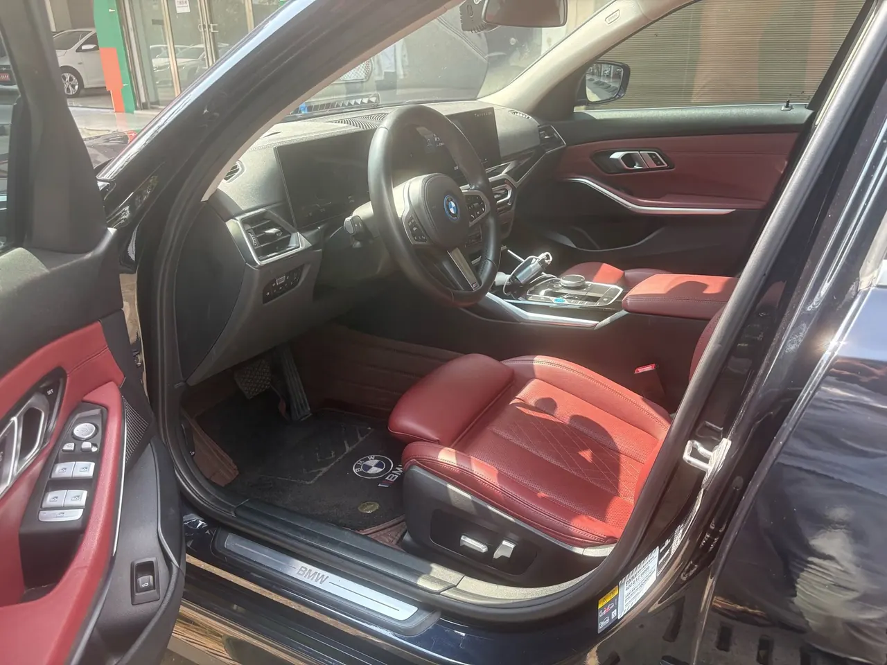 BMW 2022 i3 eDrive 35L automatic gear 7